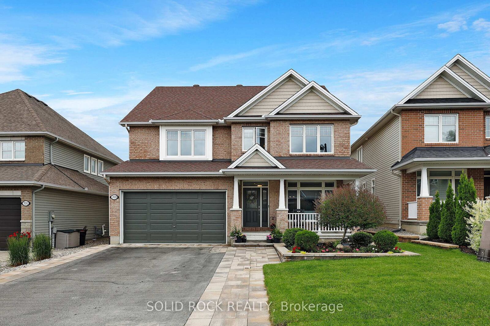 Property Photo: 703 Mashkig Avenue ON K4A 0Y7