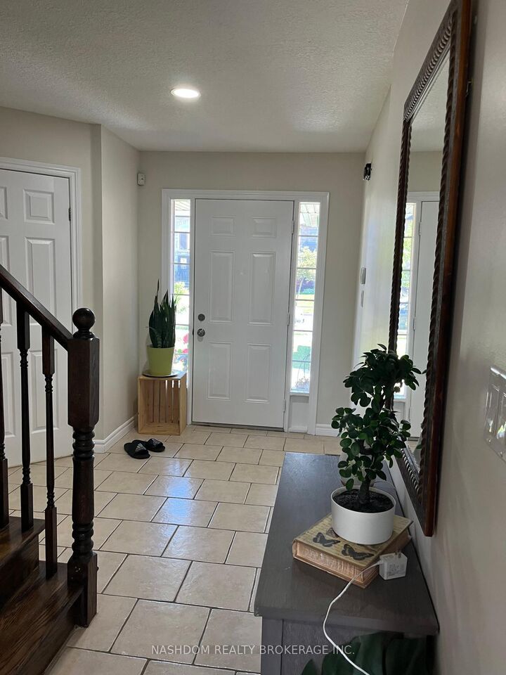 Property Photo: 1367 Upper Paradise Road ON L9B 0C2