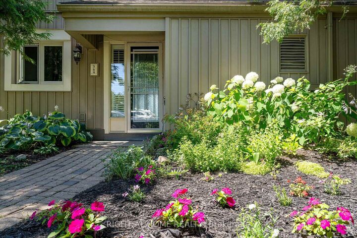 Property Photo: 569 Oxbow Crescent ON L9Y 5B4
