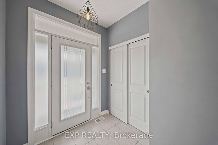 Property Photo:  615 Spring Valley Drive  ON K1W 0C6 
