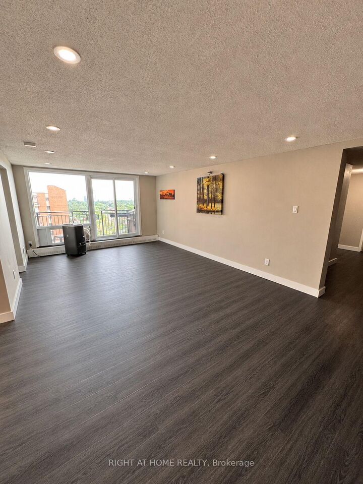 Property Photo: 1465 Baseline Road S 1205 ON K2C 3L9