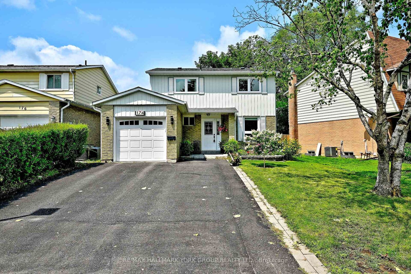 Property Photo:  174 Currey Crescent  ON L3Y 5M9 