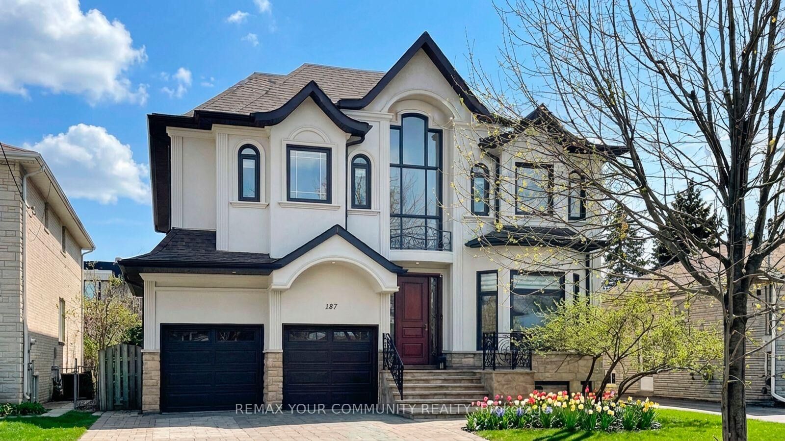 Property Photo: 187 Patricia Avenue ON M2M 1J6