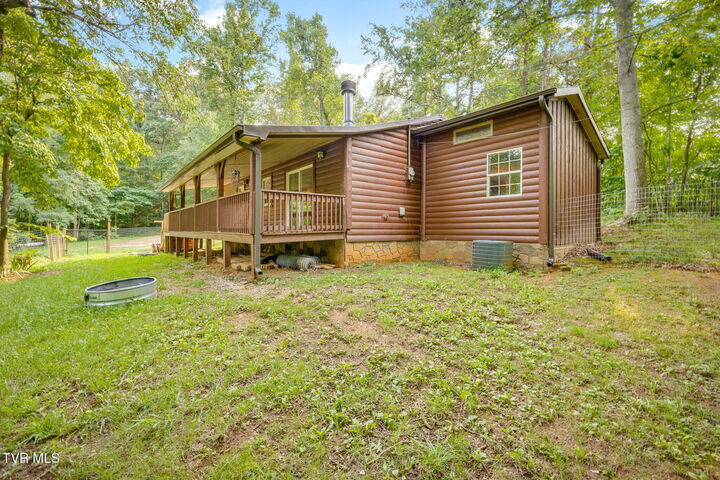 Property Photo:  938 Browns Chapel Road  TN 37843 
