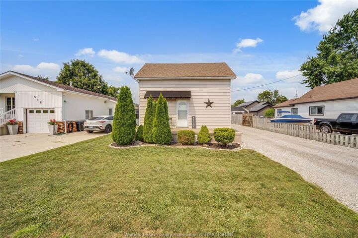 518 Arquette Avenue — photo 1