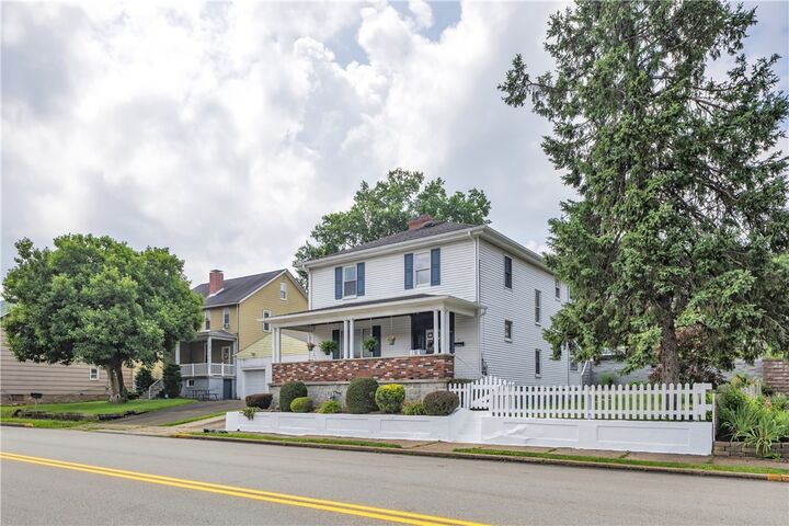 Property Photo:  182 Main Street  PA 15067 