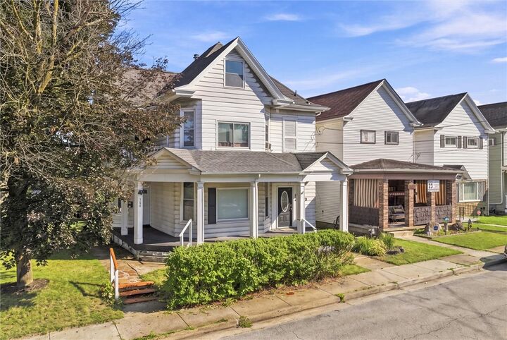 Property Photo:  306 N 1st St  PA 15644 