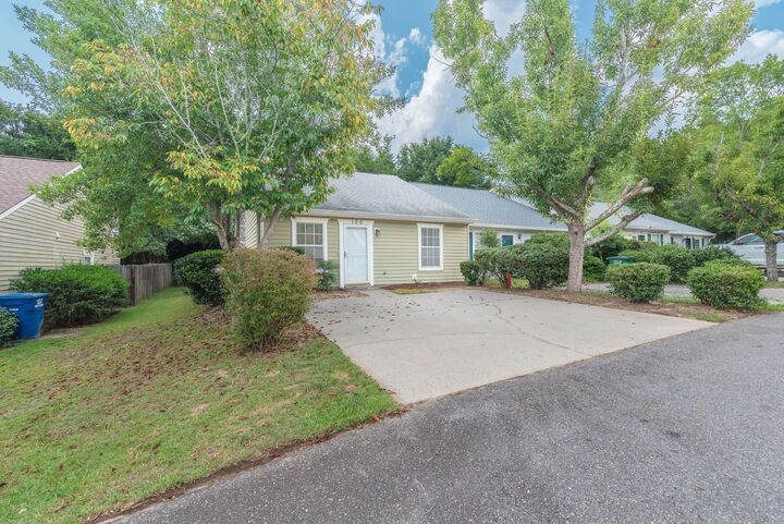 Property Photo:  106 Raintree Court  SC 29803 