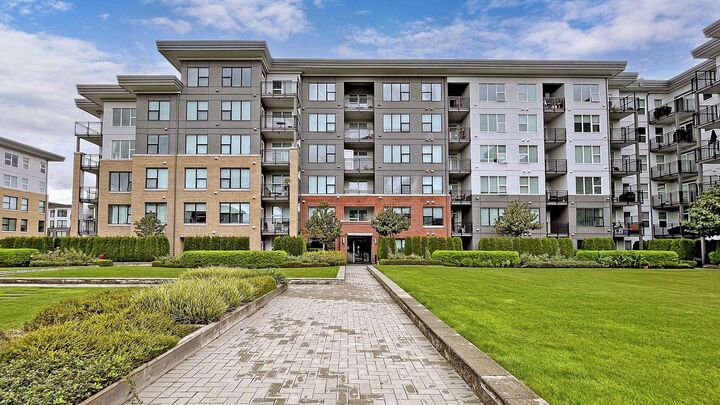 9388 Tomicki Avenue 405 — photo 1