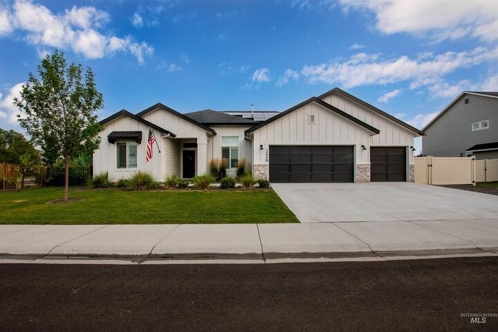 Property Photo: 11770 W Meadowbreeze St ID 83669