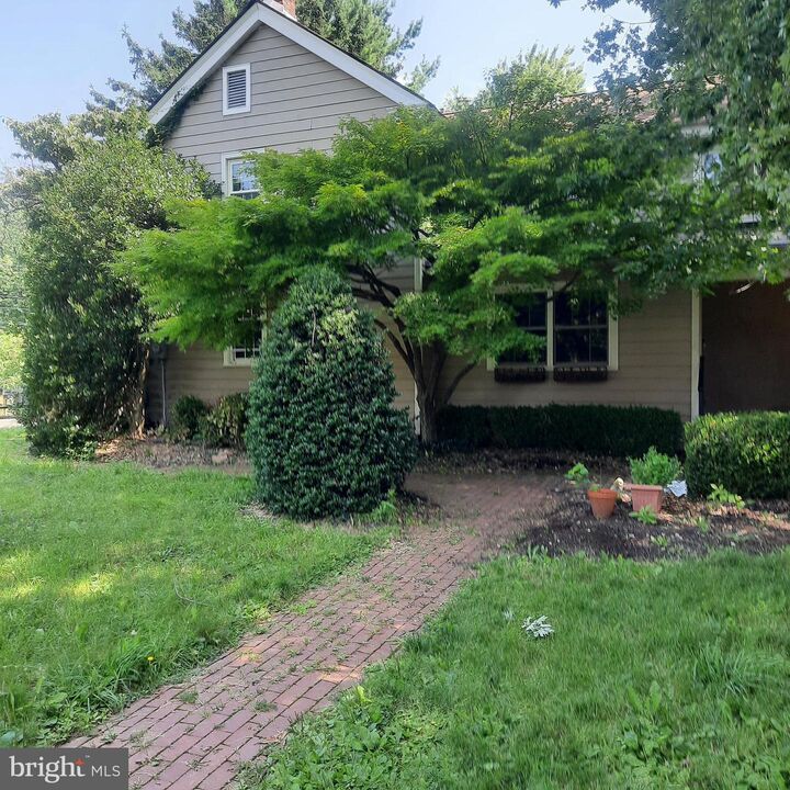 Property Photo:  1233 Broad Street  PA 18944 