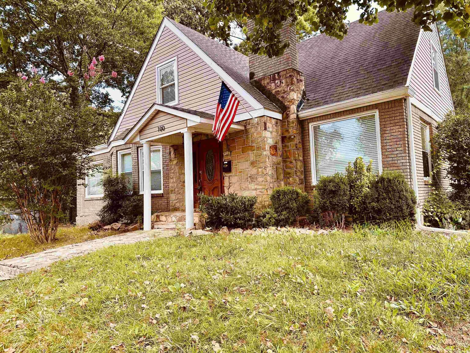 Property Photo: 100 Forest Park Pl AR 71901
