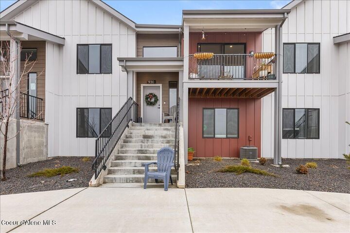 Property Photo:  930 E Railroad Ave  ID 83854 