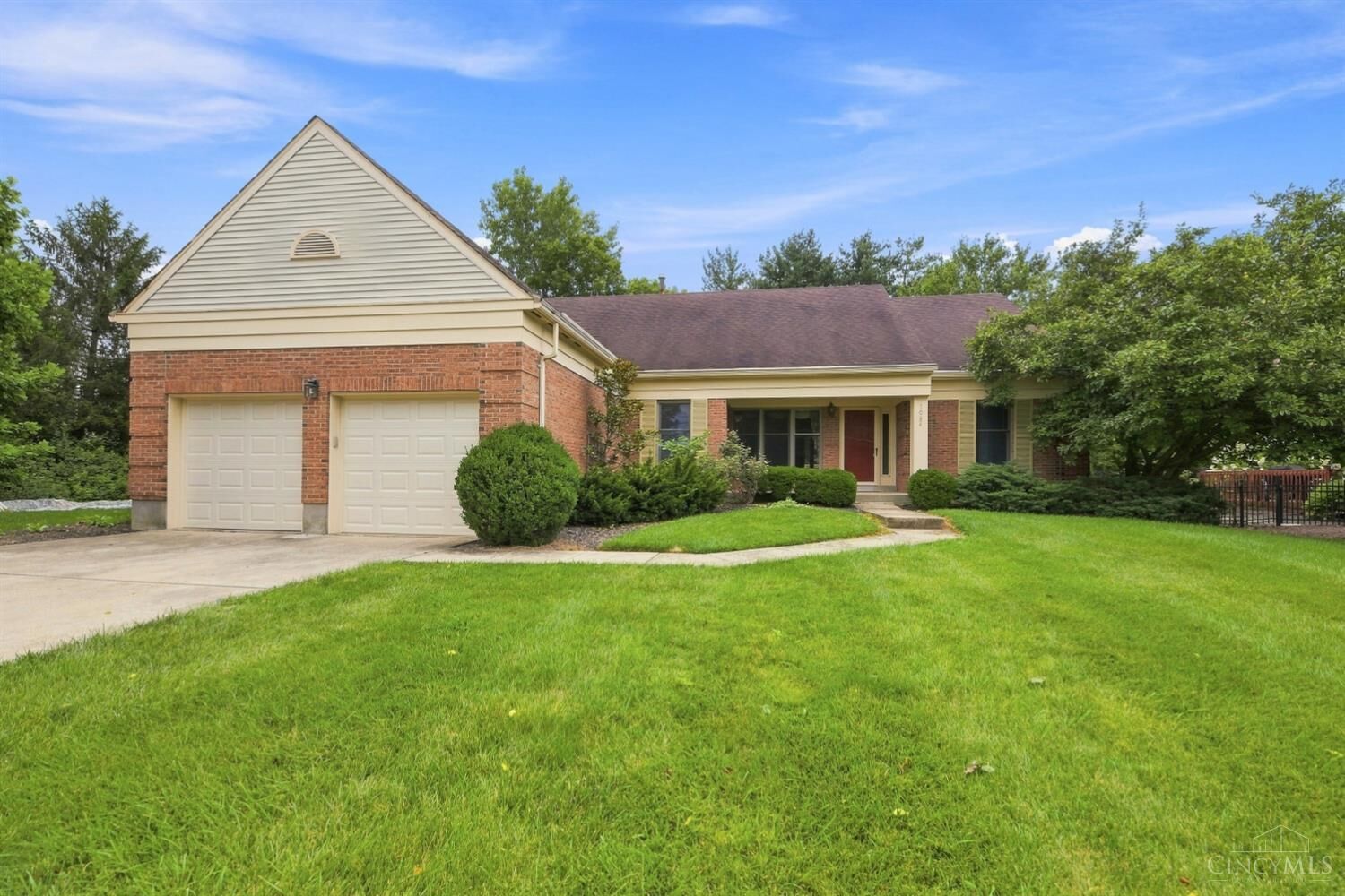 Property Photo: 1084 Markley Road OH 45230