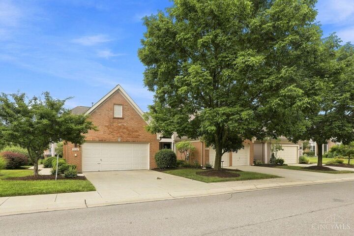 Property Photo: 7134 White Oak Court OH 45040