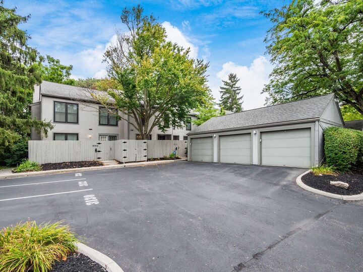 Property Photo: 3132 Walden Ravines OH 43221