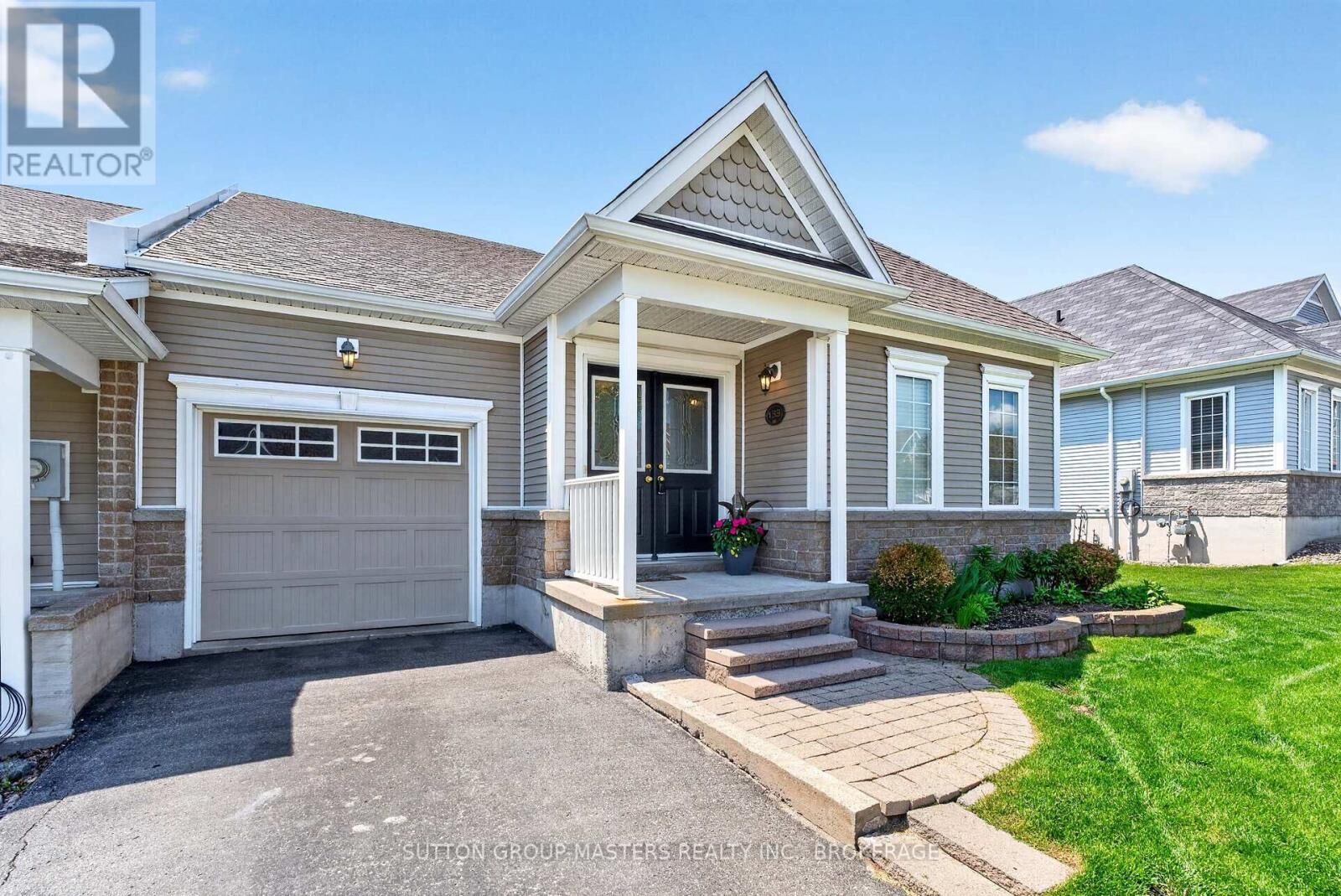 Property Photo: 133 Britannia Crescent ON K0H 1G0