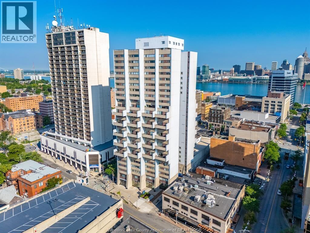 Property Photo: 380 Pellissier Avenue 706 ON N9A 6V7
