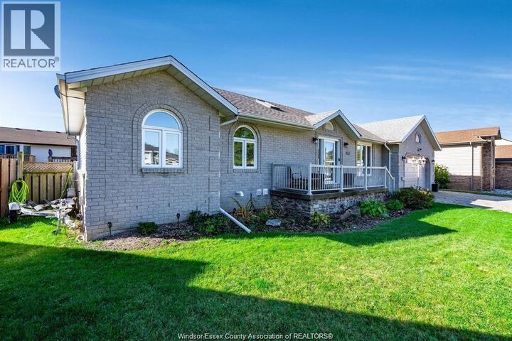 Property Photo: 1631 Cherrywood Drive ON N0R 1A0