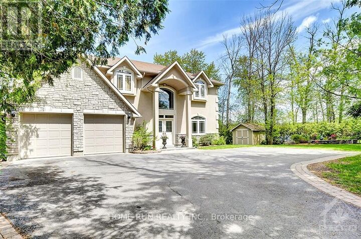 Property Photo:  3 Winding Way  ON K2C 3H1 