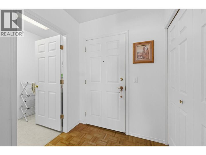 Property Photo: 1318 Richter Street 303 BC V1Y 2L3