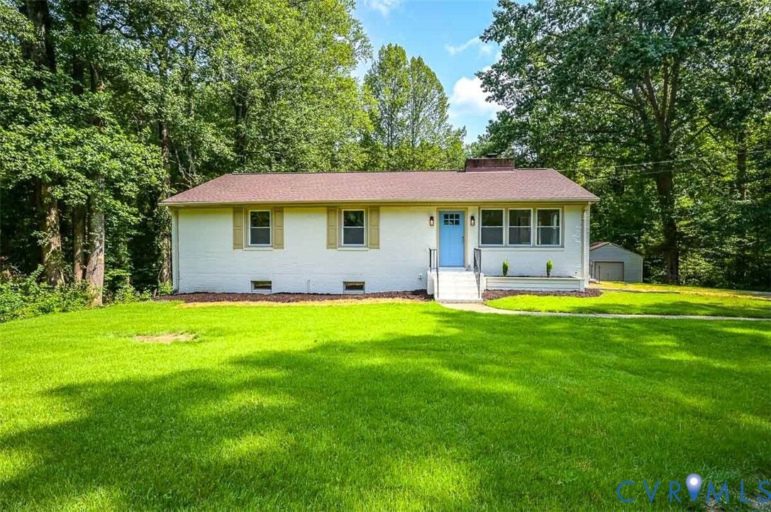 Property Photo: 11152 Wychwood Drive VA 23116