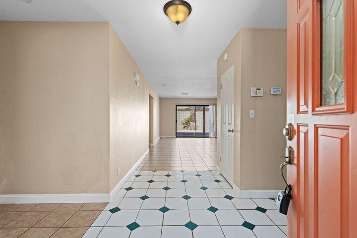 Property Photo: 52575 Avenida Velasco CA 92253