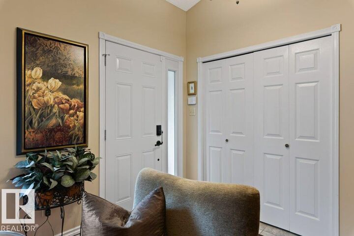 Property Photo:  15 Lucien Drive  AB T8N 4M3 