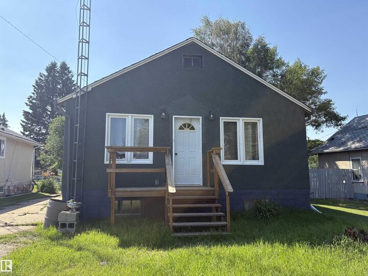 4620 Maria Drive — photo 1