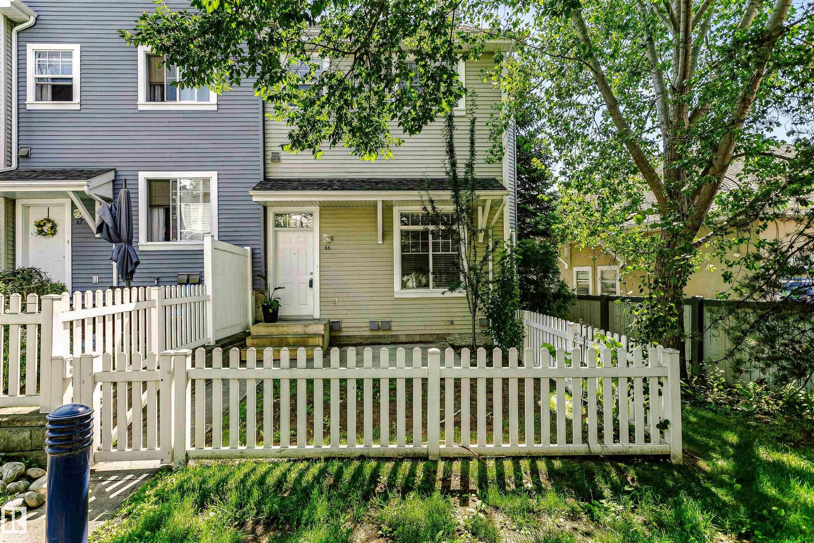 Property Photo: 8304 11 Avenue SW 66 AB T6X 1J8