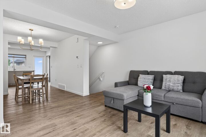 Property Photo:  1025 Secord Promenade NW 44  AB T5T 7V4 