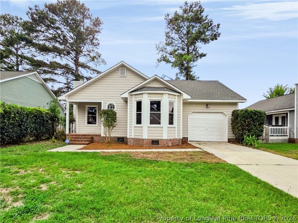 Property Photo:  1582 Hazelcrest Drive  NC 28304 