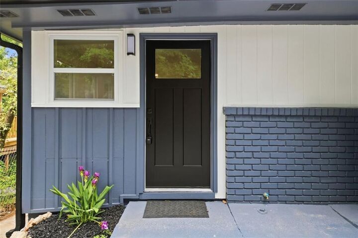 Property Photo:  2891 Lakemont Place SW  GA 30060 