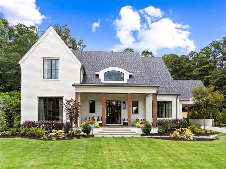 Property Photo: 205 Thomas Circle GA 30075