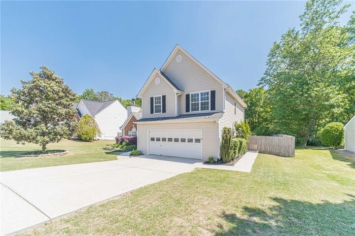 Property Photo: 1365 Heatherton Road GA 30019