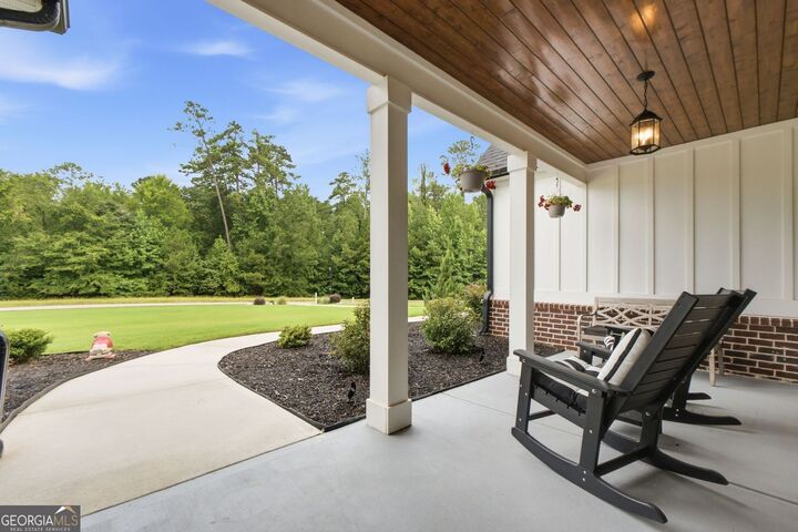 Property Photo:  1018 Farmington Road  GA 30224 