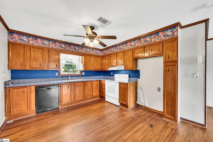 Property Photo: 317 Bentwood Road SC 29673
