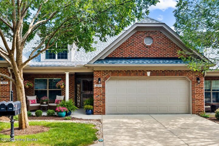 Property Photo:  3211 Brittany Pointe Ln  KY 40220 