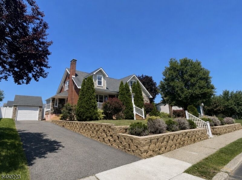 Property Photo:  611 Corliss Ave  NJ 08865 