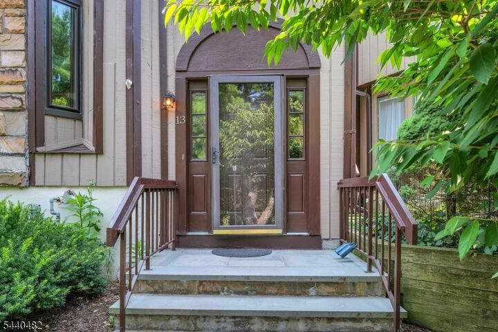 Property Photo: 13 Delbarton Ct NJ 07840