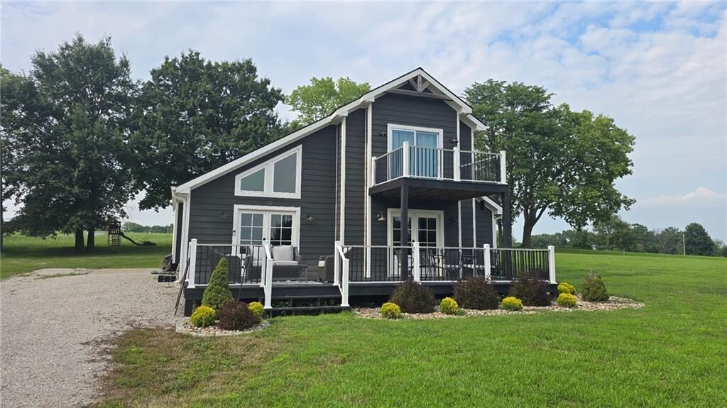 Property Photo: 921 Lake Viking Terrace MO 64640