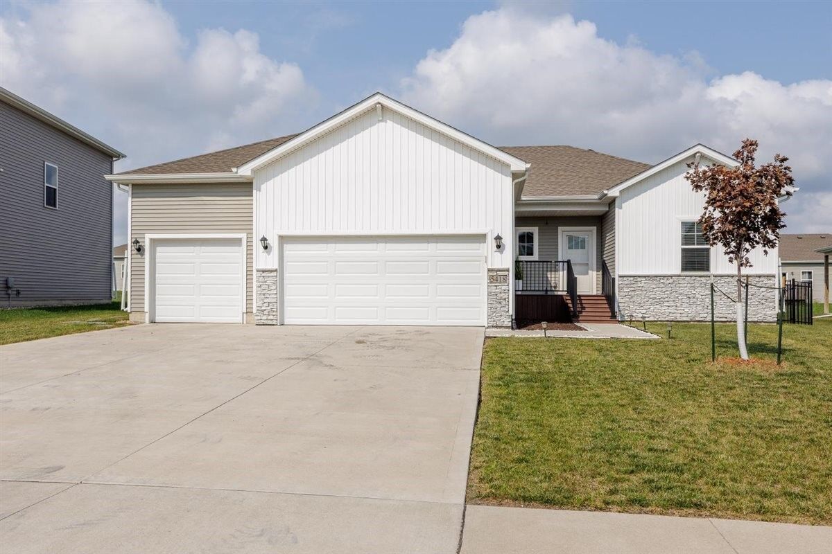 Property Photo: 5418 145th Street IA 50323