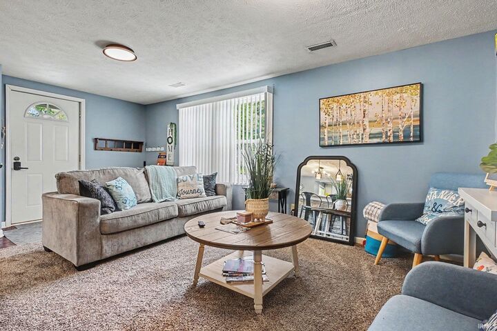 Property Photo: 1420 Joyce Drive IN 46616-2132