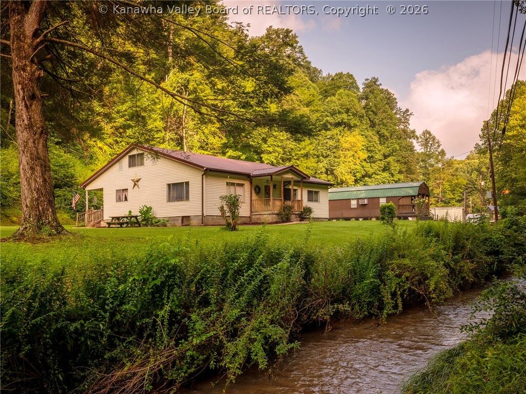 Property Photo:  114 Pebbles Drive  WV 25501 