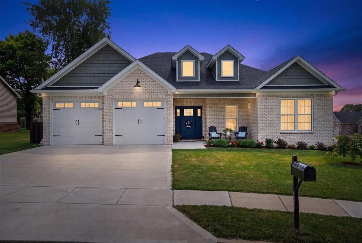 Property Photo:  140 Coachman Place  KY 40324 