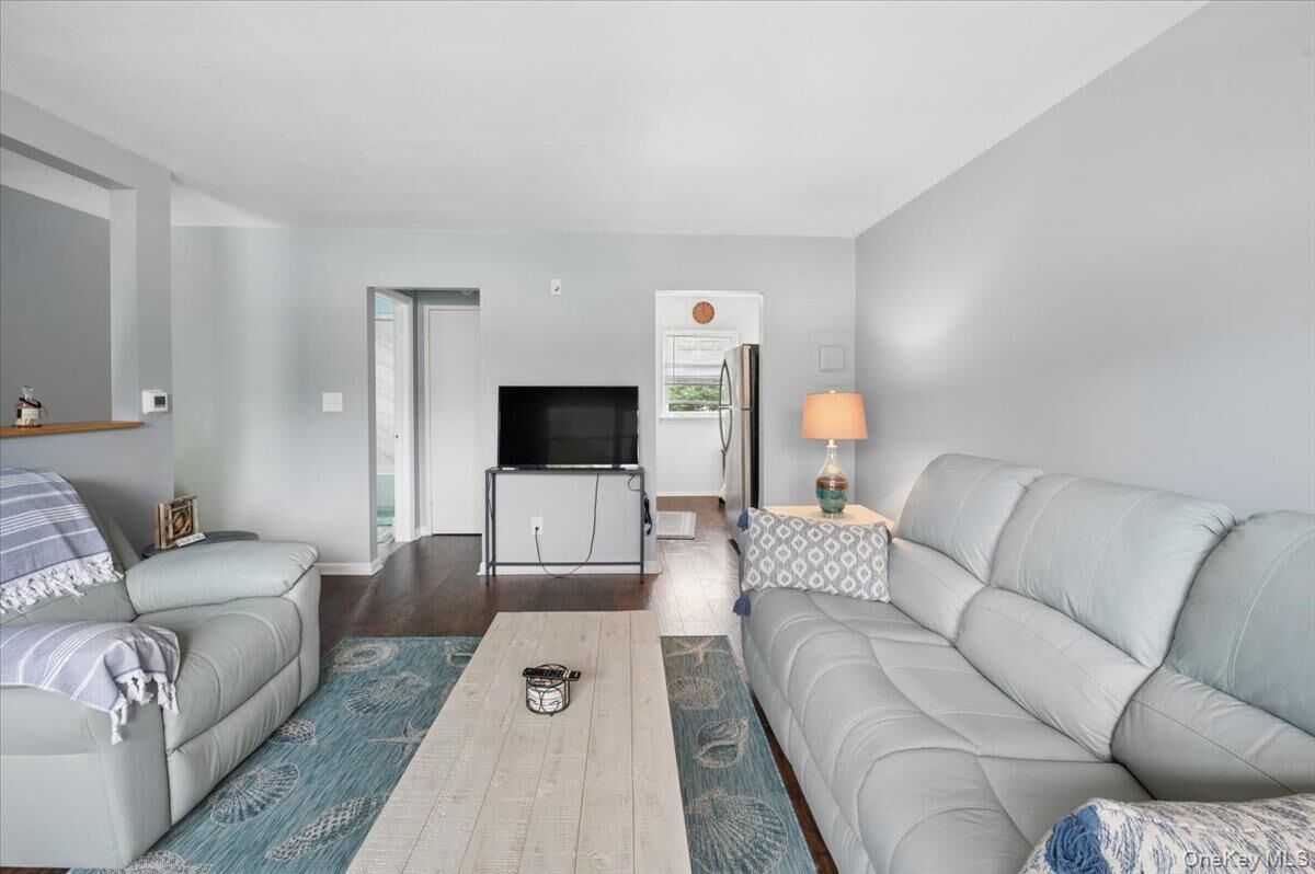 Property Photo:  167 Meyer Oval  NY 10965 