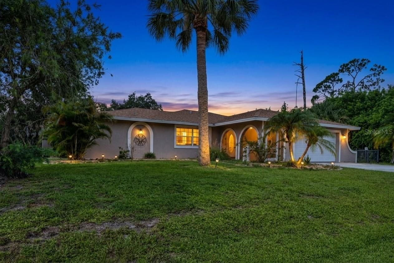 Property Photo:  18577 Jay Avenue  FL 33948 