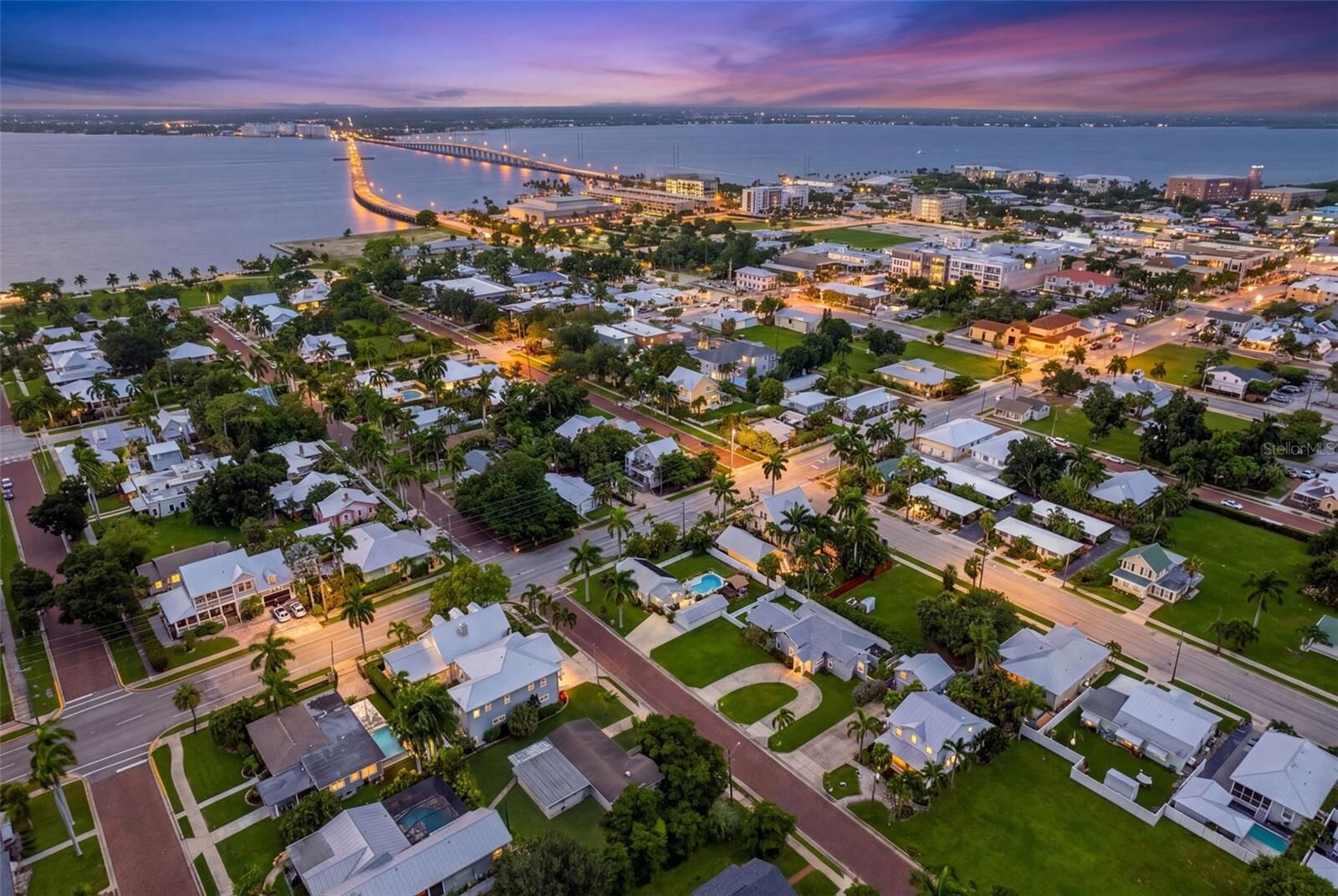 Property Photo: 315 Durrance Street FL 33950