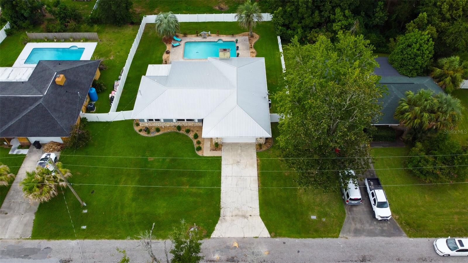 Property Photo: 5072 SE 27th Street FL 34480