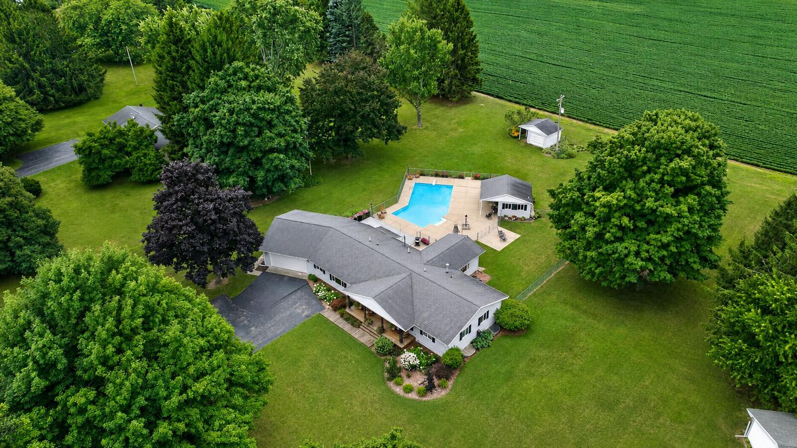 Property Photo: 1062 S Parma Road MI 49269